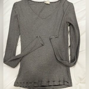 Tight Garage long sleeve crop top